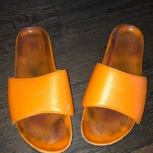 BUSCEMI FLIP FLOPS